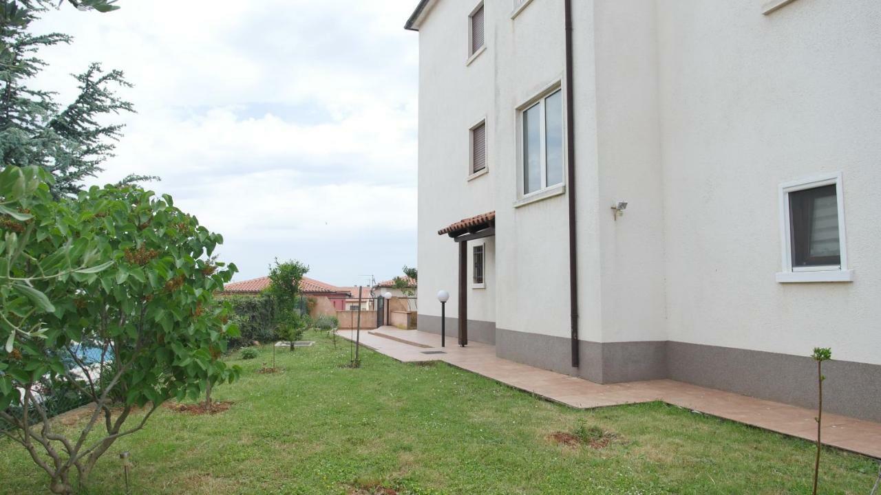 Studio Apartman Erika Ližnjan Dış mekan fotoğraf